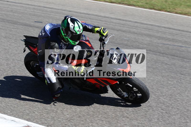 /Archiv-2025/48 25.08.2025 Cornu Master School ADR/gruen-vert/54